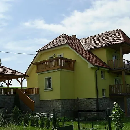 Rozalie Apartment *